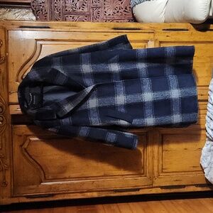 Bernardo Plaid Wool Coat Navy 2x gently used